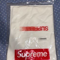 Supreme T-shirt 