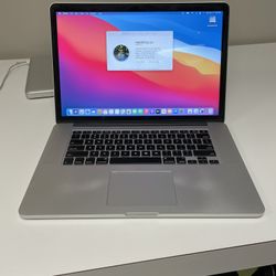 Apple 15” MacBook Pro Retina 2.50ghz Quad Core i7 16GB RAM 500GB Flash Storage macOS Big Sur 2GB AMD Radeon R9 