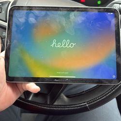 Cracked screen iPad mini 6