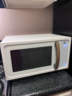 Beautiful by drew Barrymore microwave