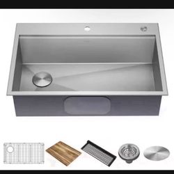 🔥 New - Kraus Loften 33" Kitchen Workstation Sink