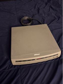 SL Waber UpStart Uninterruptible Power Supply (UPS) & Under-Monitor Power Center