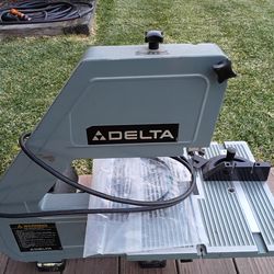Delta band saw...great condition
