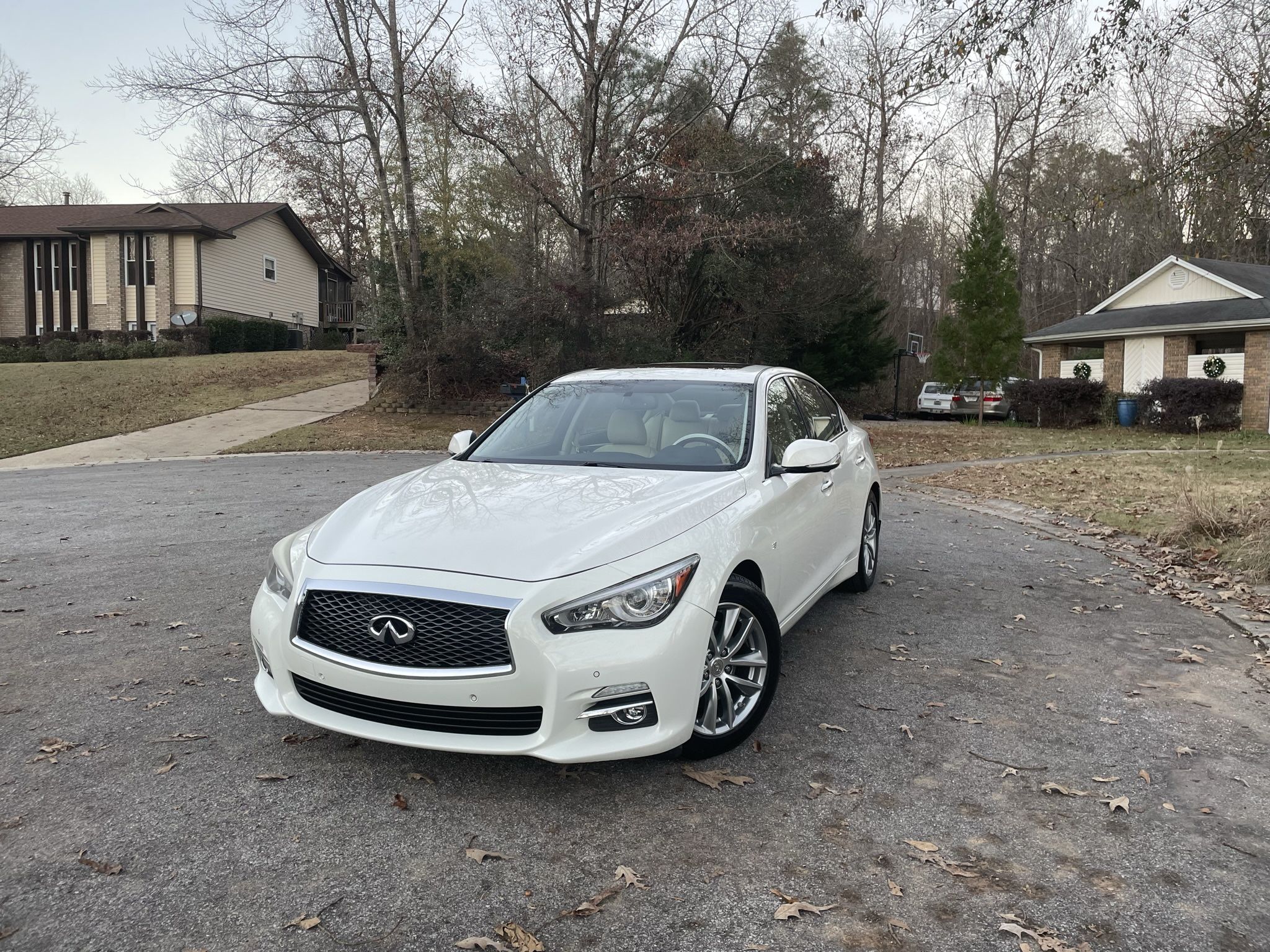 2014 Infiniti Q50