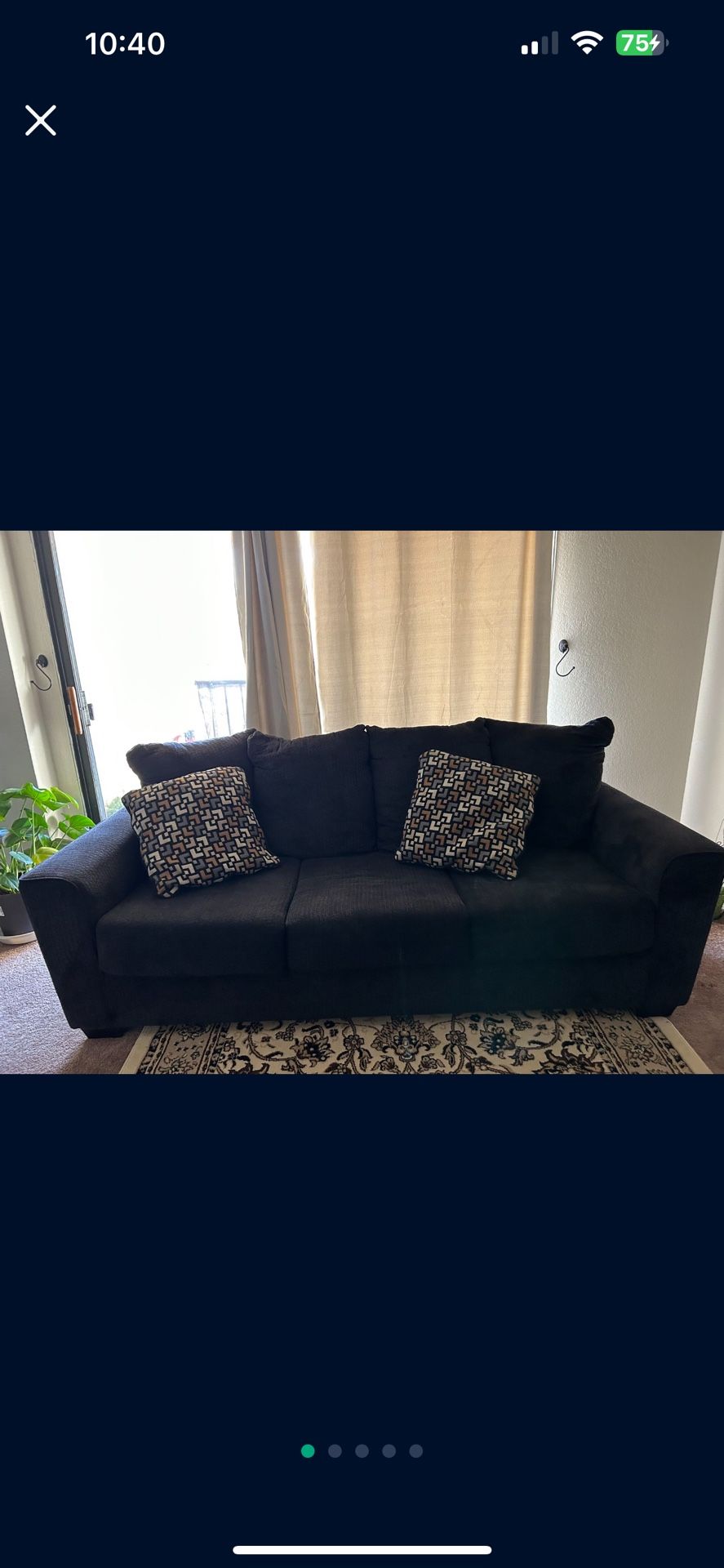 2 Sofas