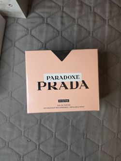 Prada Paradoxe Intense Eau de Parfum