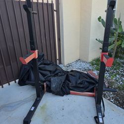 Squat Rack and Bench Combination