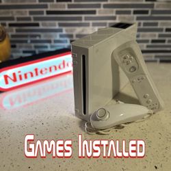 Nintendo Wii with many games installed