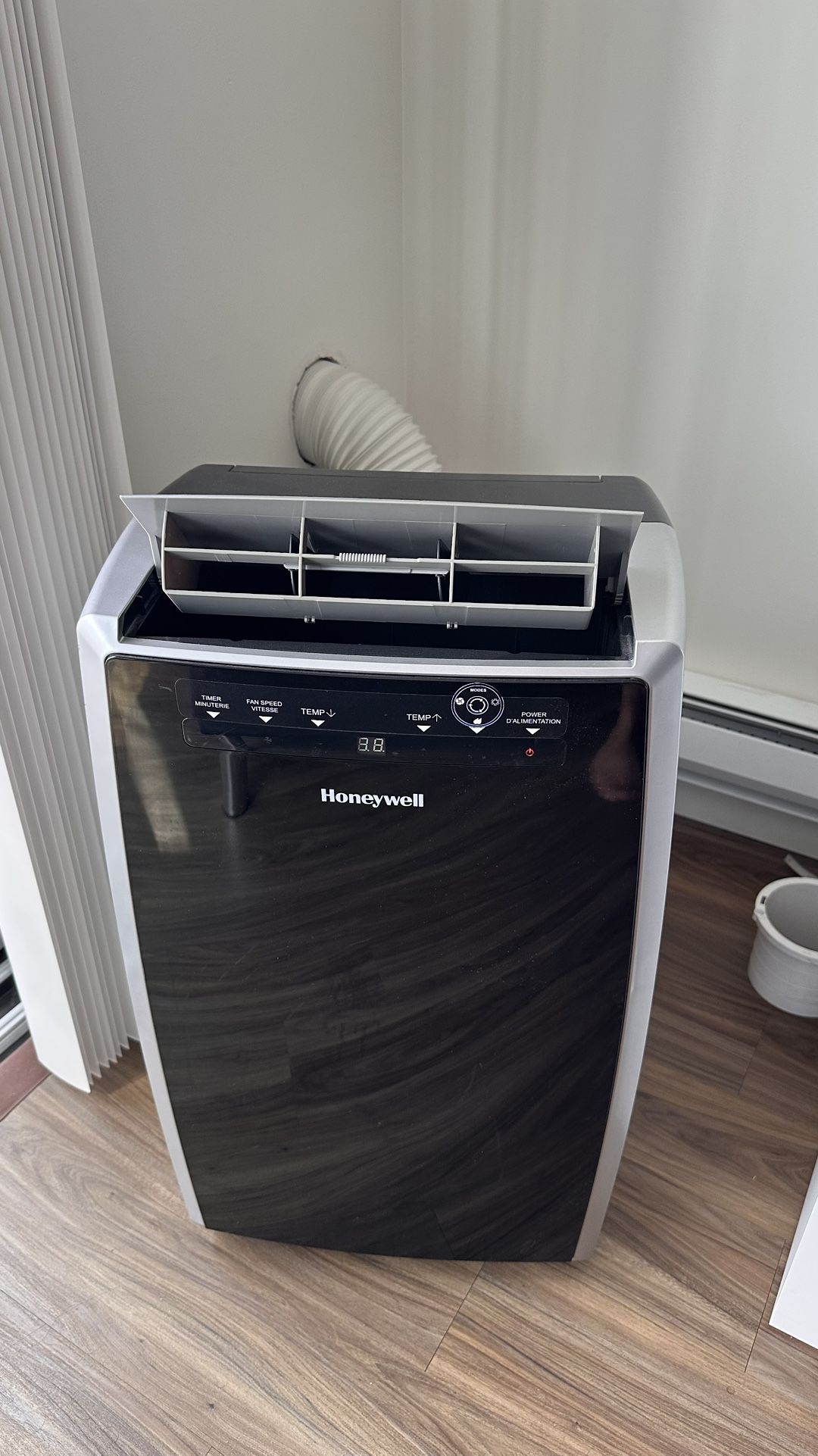 Honeywell 12,000 BTU Portable A/C