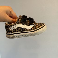5c Leopard Vans.