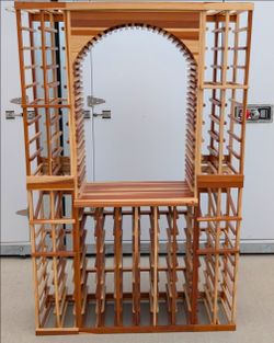 Gorgeous 2-Tone Wine Rack & Tasting Center