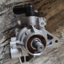 Mercedes-Benz Powers Steering Pump