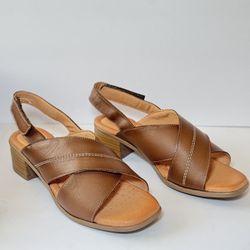 Women’s Brown Leather Slingback Sandals with Low Block Heel Size 8.5