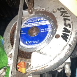 Used Tile And Concrete Tools A Sub pump Th