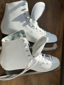 DBX Classic White Ice Skates / TruTech Frame - SIZE 9 - GREAT CONDITION 