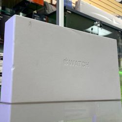 Apple Watch Ultra 3 Titanium Case