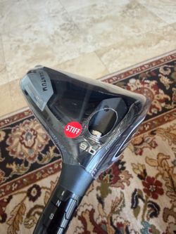 Quantam Callaway driver brand new with head cover