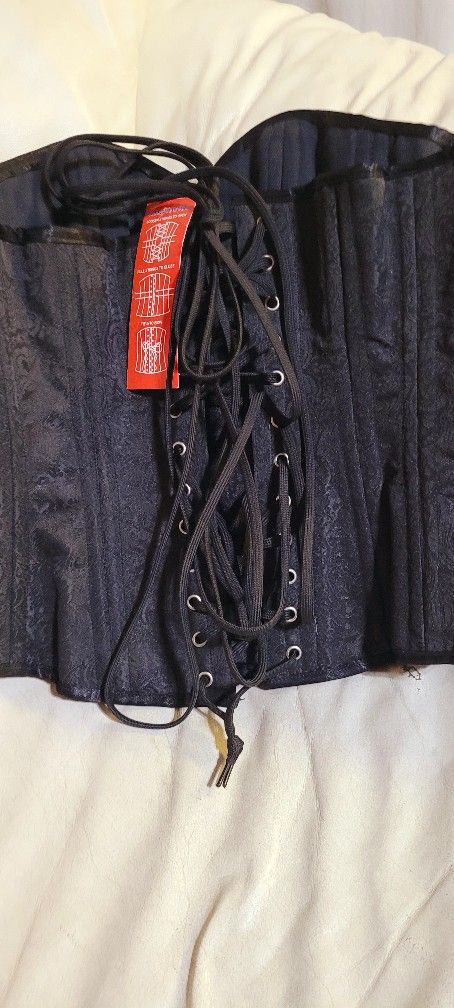Black Lace Up Corset