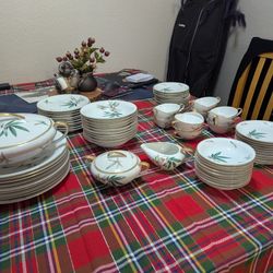 Noritake Porcelain China 80 Piece Set