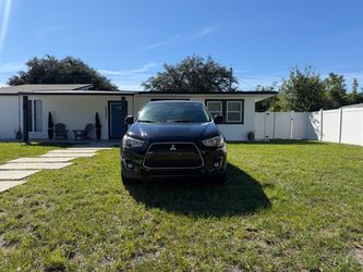 Mitsubishi Outlander Sport SUV Black