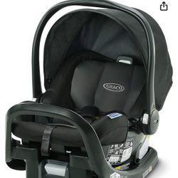 Graco Snug Fit 35 Infant Car Seat with Base 