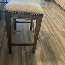 x5 Barstools to Sell $40 Per Chair