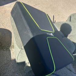 Elite Defender 28" x 21" x 6"