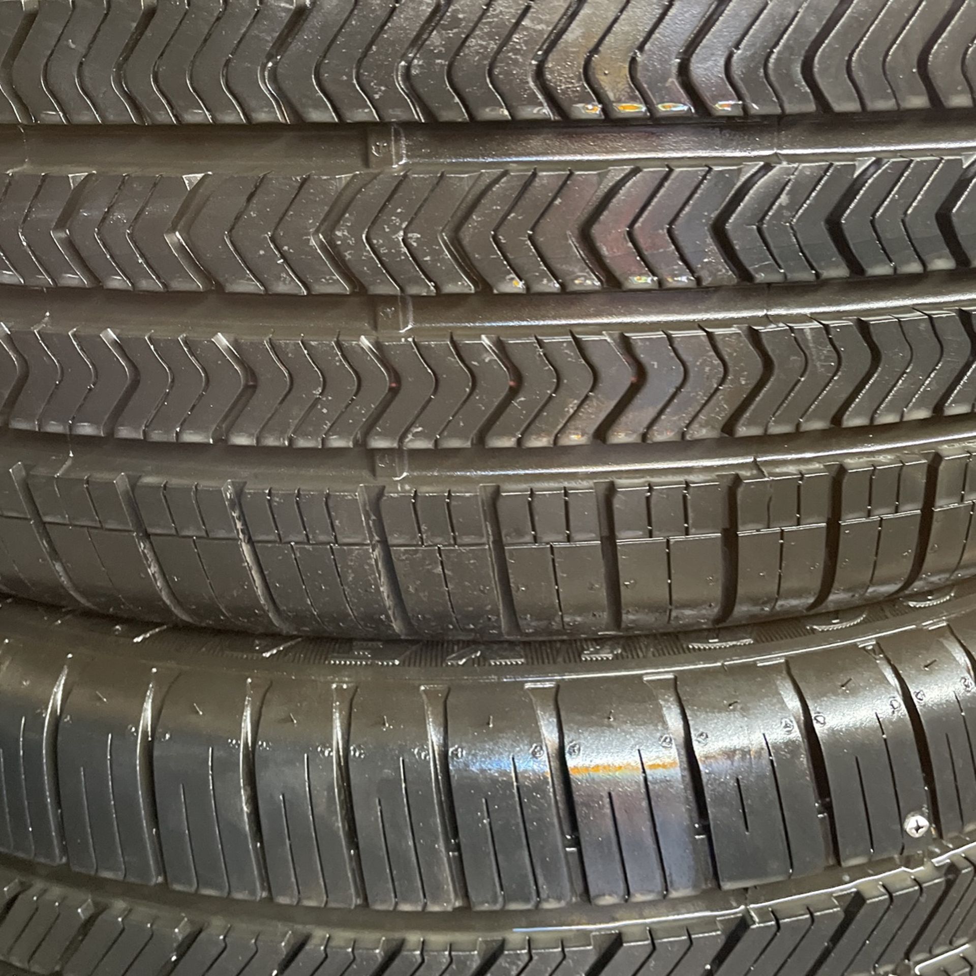 245/40/19 Set Of Four Used Tires Good Condition