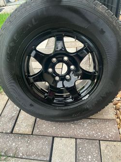255/70r17 6 lug spare rim with new tire