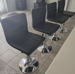 Bar Stools/ Chairs