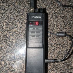 Uniden PRO401HH 40 Channel Handheld CB Radio
