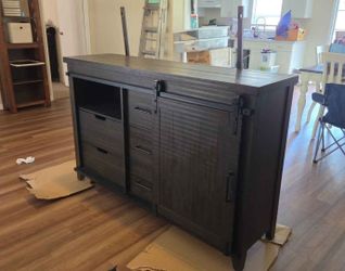 Rustic Farmhouse dresser with mirror