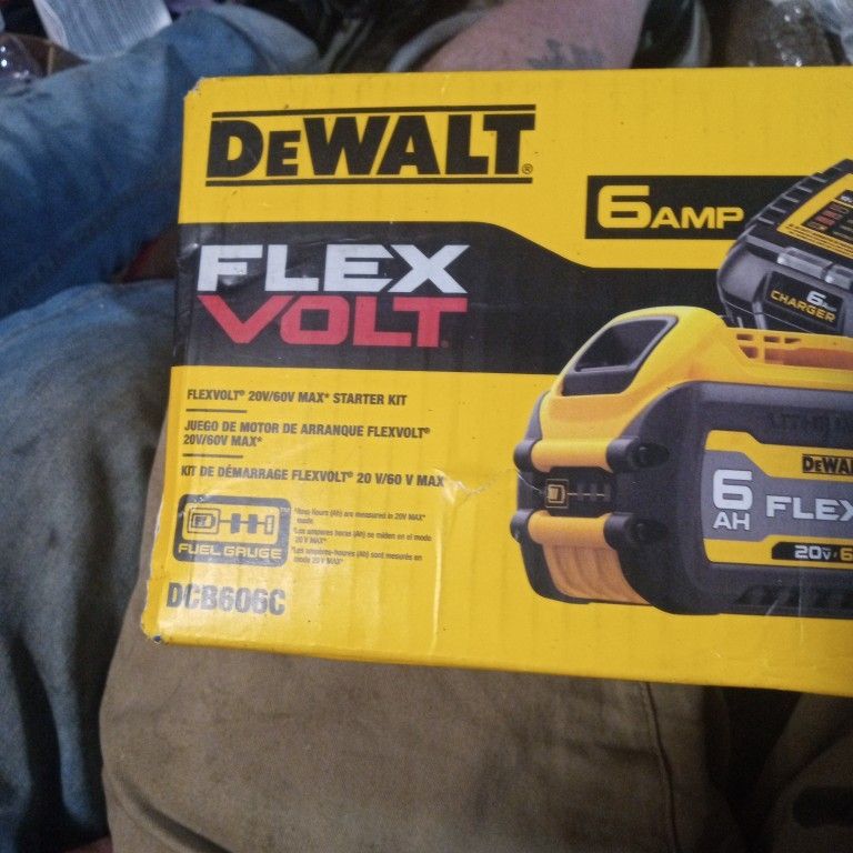 Absolutely Brand New Inbox DeWalt 20vand 60v Battery And Charger