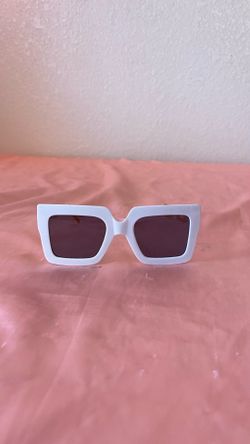 White sun glasses