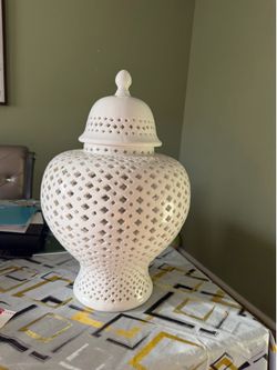 Decorative ginger jar