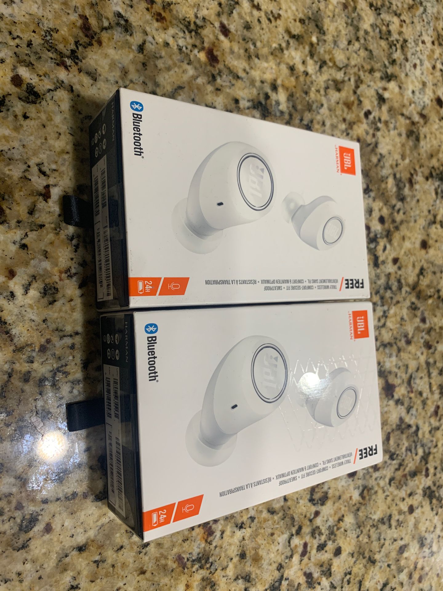 JBL wireless Bluetooth ear buds brand new