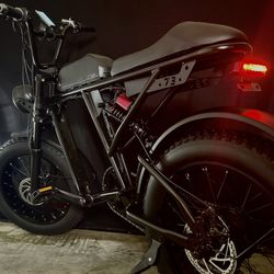 New 30 Mph Electric Bike - FREE ASSEMBLY- Super 73 Similar Full Suspension 20 X 4 Tire Cruiser Electric Bike (All Info In Description) 