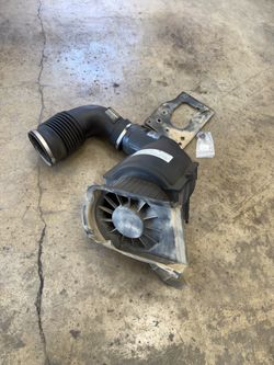 Duramax 6.6 Air Cleaner assembly