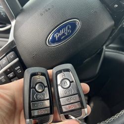 Ford key fob Ford key