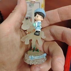 Vintage Precious Moments Winters Carousel 🎠 Hand crafted from Glass New Condition Very Clean rare