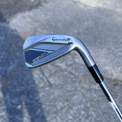 TaylorMade Stealth Iron (7 Iron) – Steel Shaft