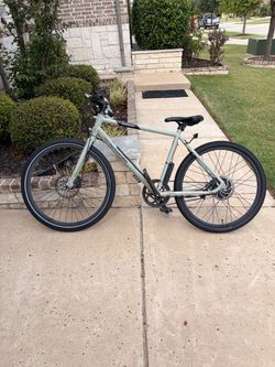 Rad Power Bikes RadMission 1 E-Bike – As-Is / Project (Dead Battery & Charger)