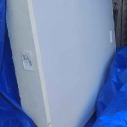 Tempurpedic queen boxspring