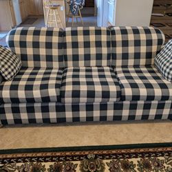 Couch & Loveseat