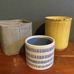 🪴 3 Ceramic Flower Pots Sage Green Yellow White & Blue