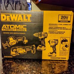 DEWALT 20V MAX 4-Tool Combo Kit