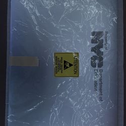 MacBook Air M1 2020 Screen (Broken / For Parts)