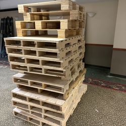 Pallets Today Only! FREE
