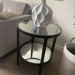 End Table (glass with bottom mirror) 