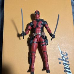 Deadpool Action Figure Marvel 